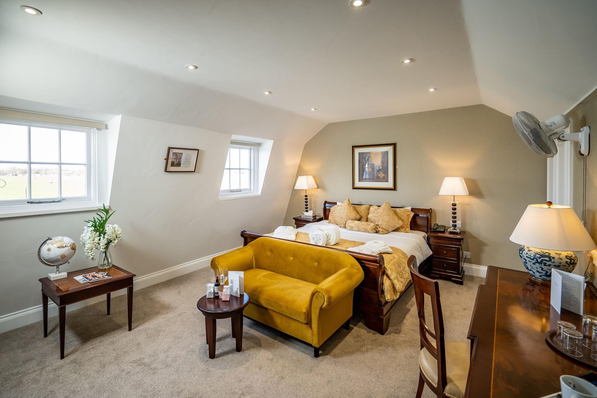The Clarendon Hotel 3*